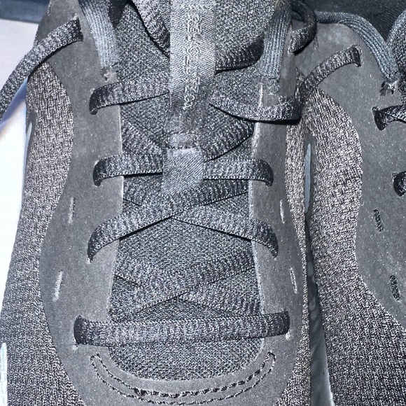 Nike Revolution 5 Men's Size 11.5Black Running Shoes (BQ3204-001) - Picture 2 of 6